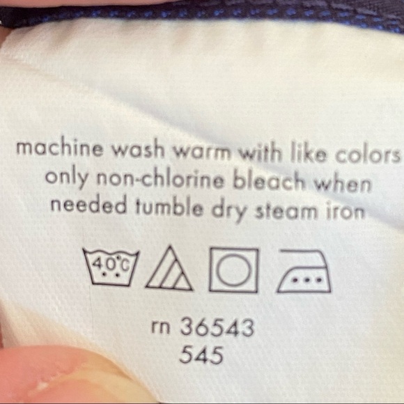 BCBG Men's Shirt - Picture 8 of 8